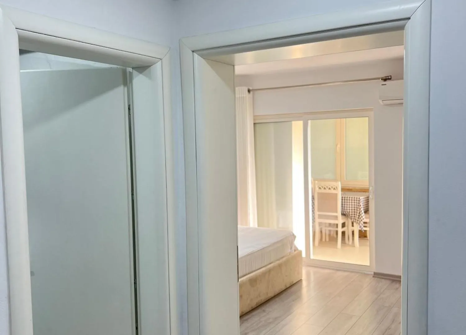 City Center Blloku - Elegant Apartment 02 Tirana