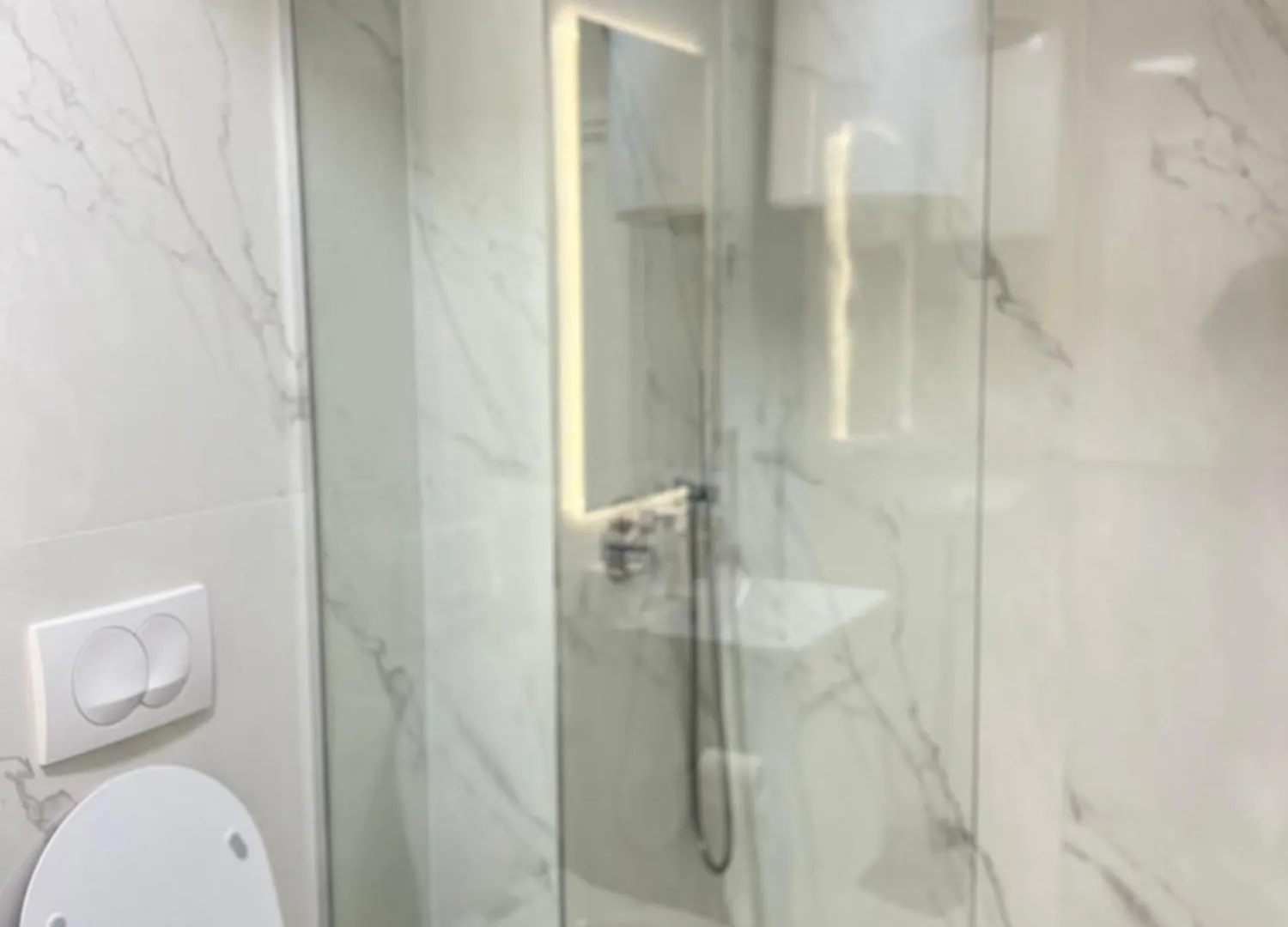 City Center Blloku - Elegant Apartment 02 Tirana